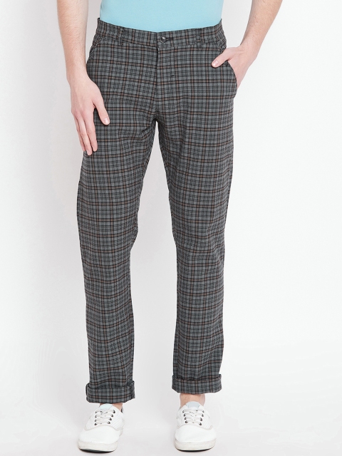 

JUMP USA Men Grey Regular Fit Checked Regular Trousers
