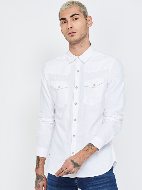 

Forca by Lifestyle Men White Slim Fit Solid Denim Casual Shirt