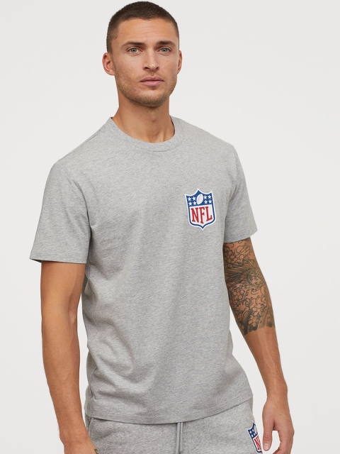 

H&M Men Grey Printed T-Shirt