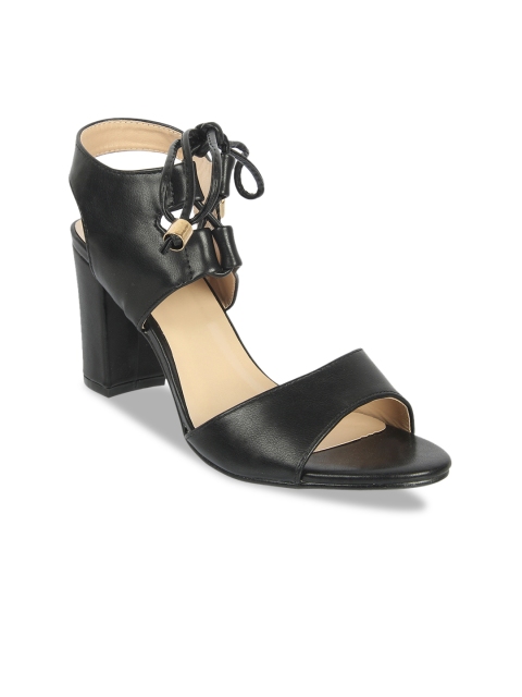 

Flat n Heels Women Black Solid Heels