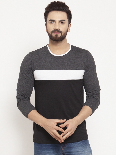 

Kalt Men Charcoal Grey & Black Colourblocked Round Neck T-shirt