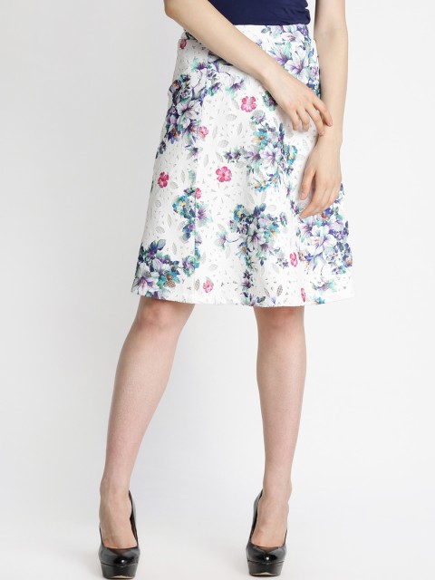 

Annabelle by Pantaloons Women White & Blue Printed Knee-Length A-Line Skirt