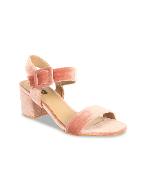

Flat n Heels Women Pink Solid Sandals