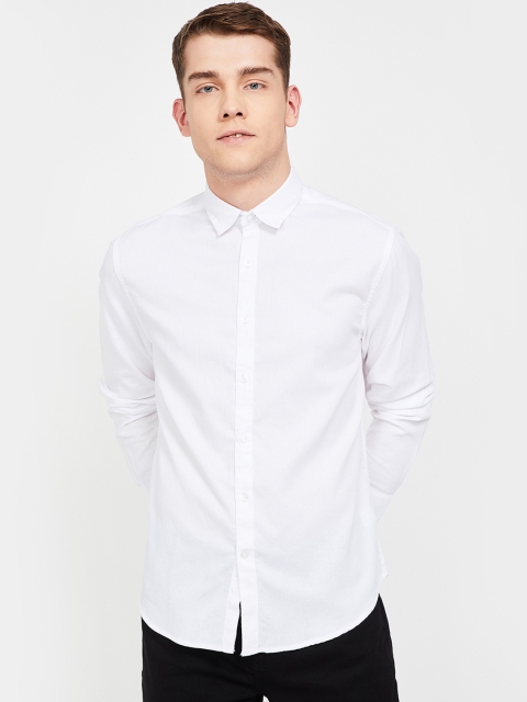 

CODE by Lifestyle Men White Slim Fit Solid Casual Shirt