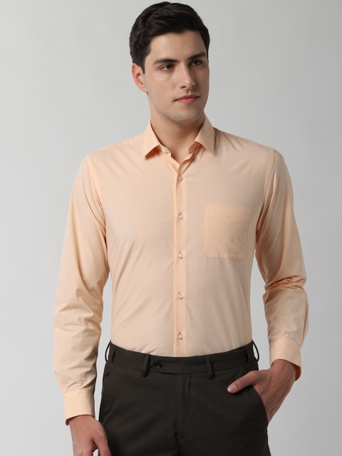

Peter England Men Peach-Coloured Regular Fit Solid Formal Shirt
