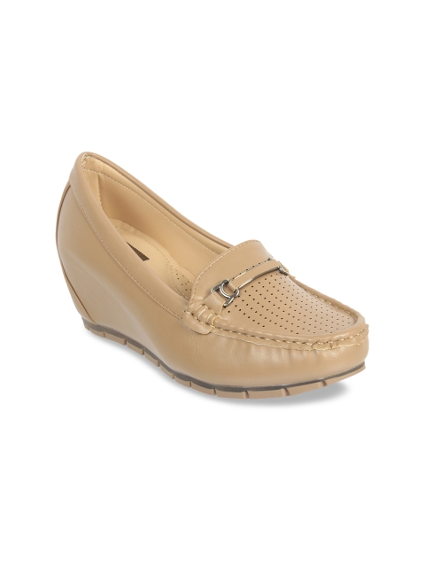 

Flat n Heels Women Khaki Loafers