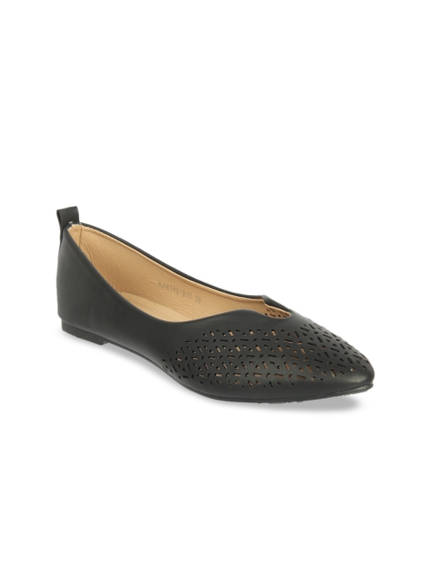 

Flat n Heels Women Black Solid Ballerinas