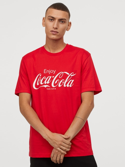 

H&M Men Red & White T-shirt with a Motif