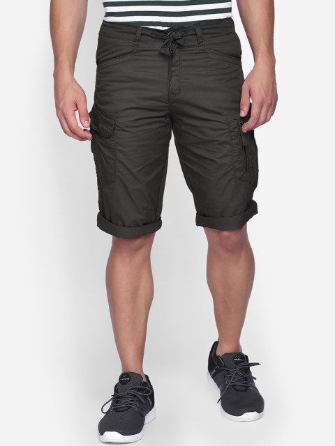 

beevee Men Olive Green Solid Cargo Shorts