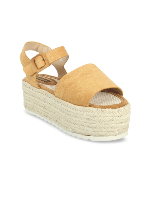 

Flat n Heels Women Tan & Beige Solid Sandals