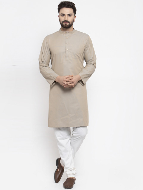 

NEUDIS Men Grey & White Self Design Kurta with Churidar