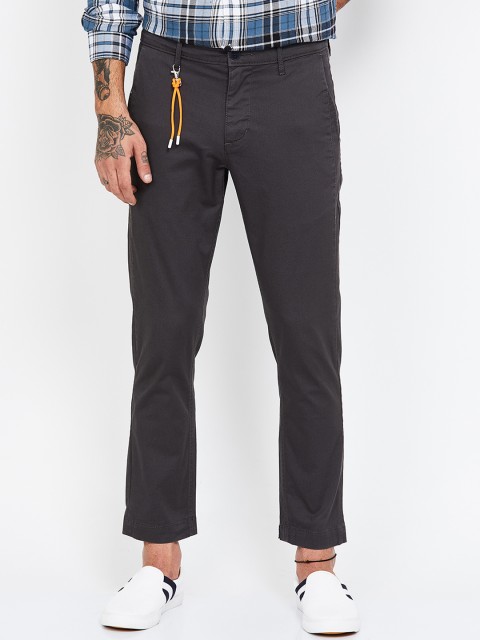 

Bossini Men Grey Regular Fit Solid Regular Trousers