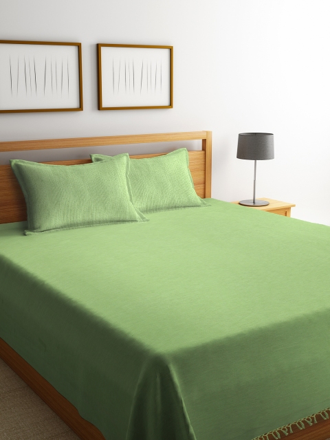 

NEUDIS Green Solid Double Bed Cover With 2 Pillow Covers