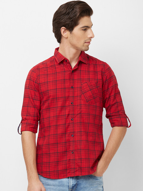 

Killer Men Red & Blue Regular Fit Checked Casual Shirt