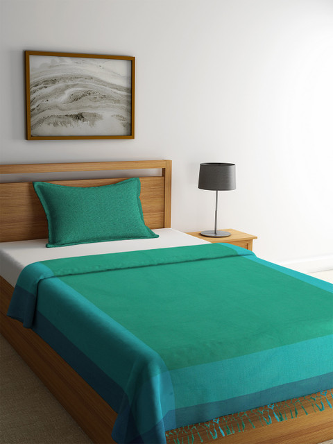 

NEUDIS Green & Blue Colourblocked Single Bed Cover With Pillow Cover