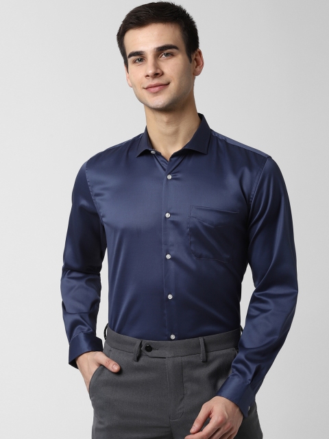 

Peter England Men Navy Blue Regular Fit Solid Formal Shirt