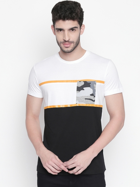 

Mufti Men White Black Colourblocked Slim Fit Round Neck Pure Cotton T-shirt