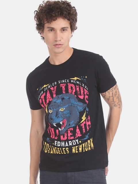 

Ed Hardy Men Black Pink Printed Round Neck Pure Cotton T-shirt