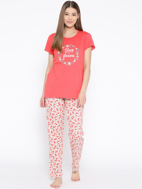 

Kanvin Women Orange Printed Night Suit