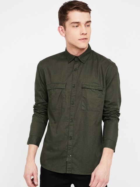 

UCLA Men Olive Green Regular Fit Solid Casual Shirt