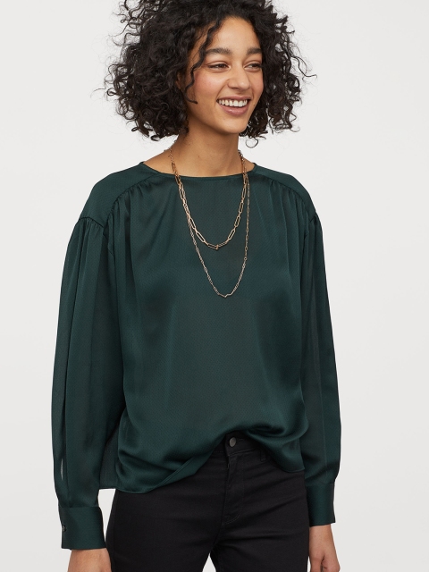 

H&M Women Green Solid Batwing-sleeved blouse