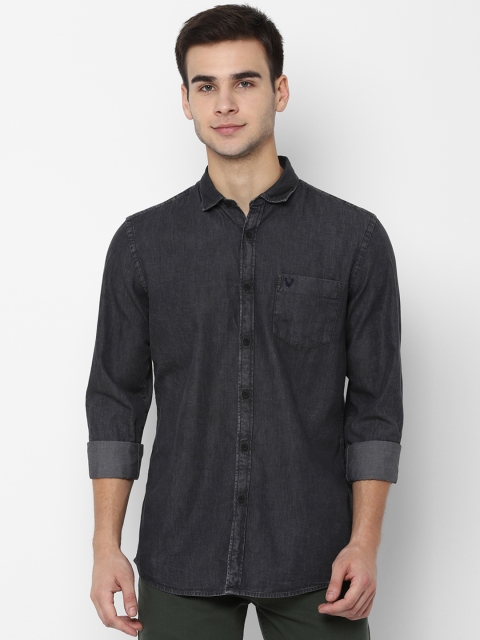 

Solly Jeans Co. Men Black Regular Fit Solid Casual Shirt