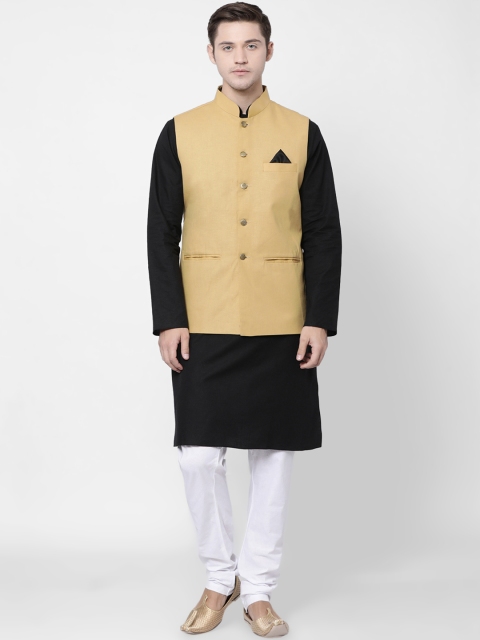 

TABARD Men Black & White Solid Kurta with Churidar & Nehru Jacket