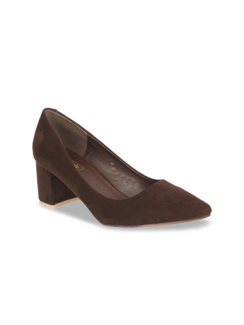 

Flat n Heels Women Brown Solid Pumps