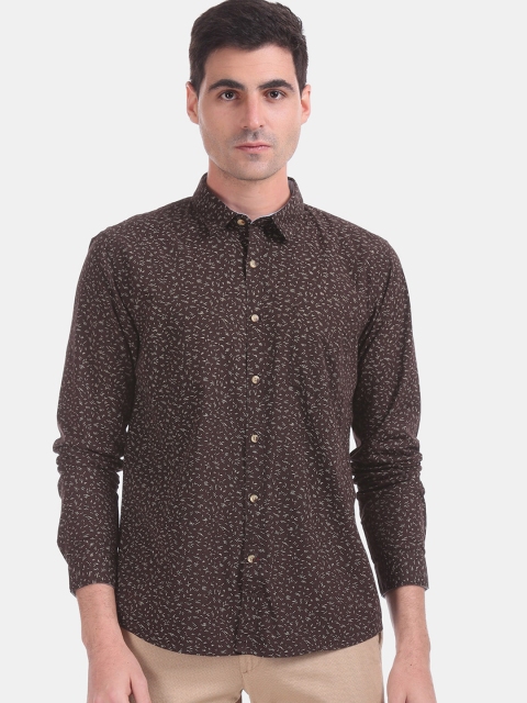 

Ruggers Men Brown Regular Fit Printed Casual Shirt