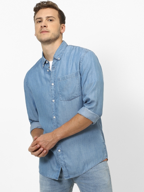 

Celio Men Blue Regular Fit Solid Casual Shirt