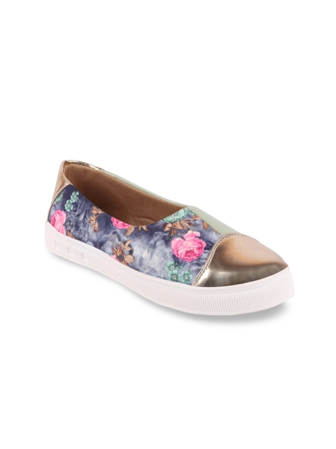 

FAUSTO Women Green Espadrilles