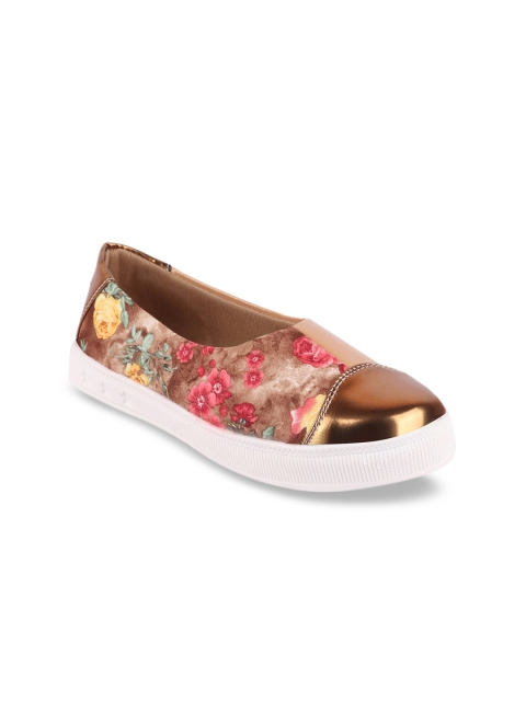

FAUSTO Women Brown Printed Slip-On Sneakers
