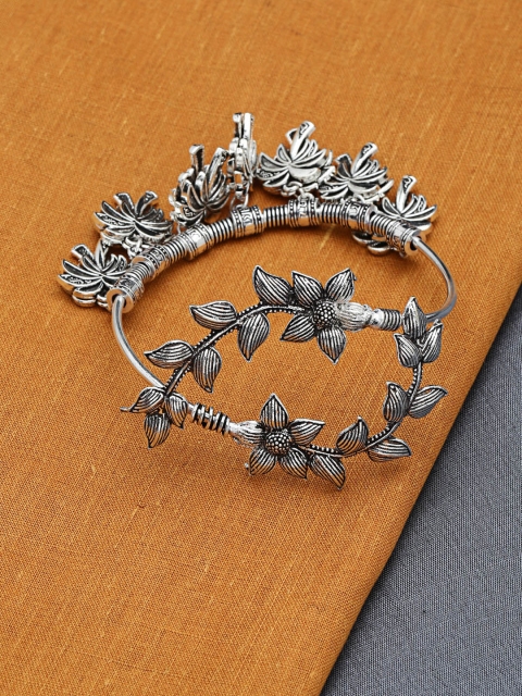 

ZeroKaata Silver-Plated Oxidised Charm Bracelet