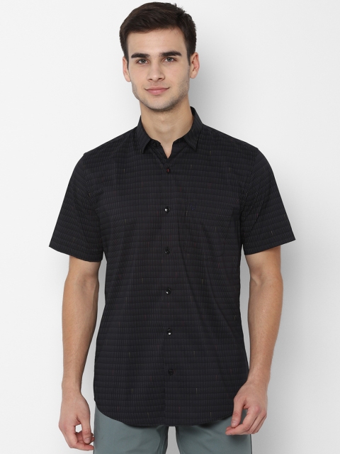 

Allen Solly Men Black & White Slim Fit Printed Casual Shirt