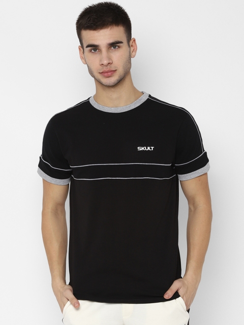 

SKULT by Shahid Kapoor Men Black Striped Round Neck T-shirt
