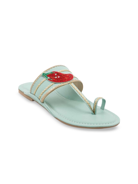 

London Rag Women Green & Maroon Embellished Kolhapuri One Toe Flats