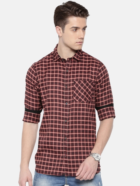 

Scarlet Creations Men Red Classic Slim Fit Checked Casual Shirt