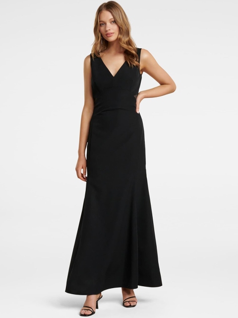 

Forever New Women Black Solid Maxi Dress