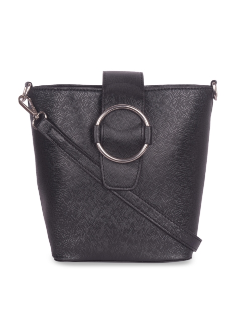 

Bagkok Black Solid Sling Bag