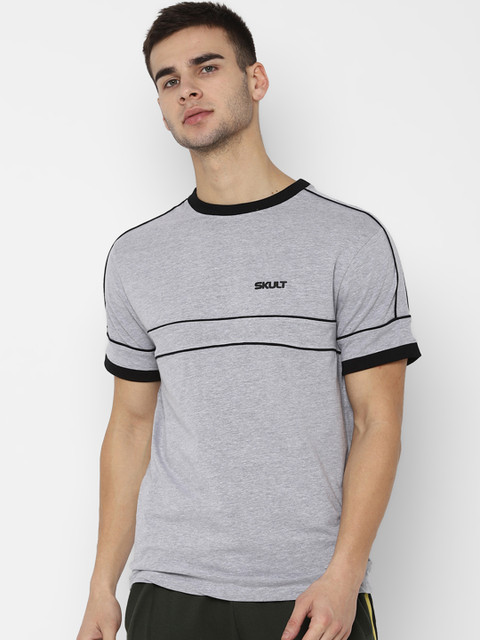 

SKULT by Shahid Kapoor Men Grey & Black Striped Round Neck T-shirt