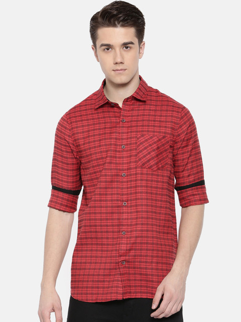 

Scarlet Creations Men Red Classic Slim Fit Checked Casual Shirt