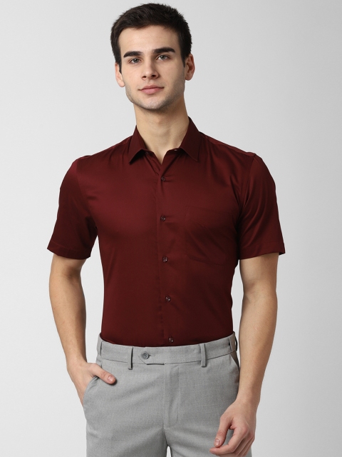 

Peter England Men Maroon Solid Slim Fit Formal Shirt