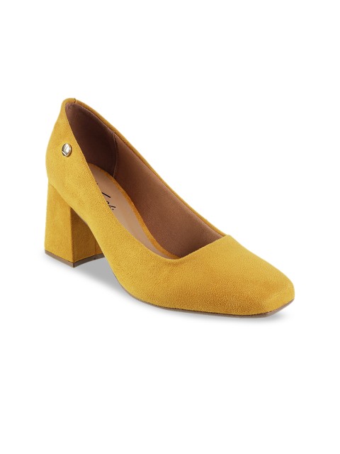 

Metro Women Yellow Solid Pumps