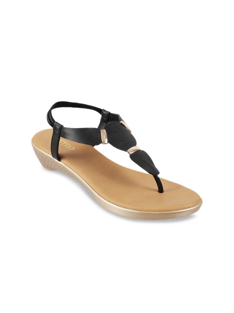 

Metro Women Black & Beige Solid Sandals
