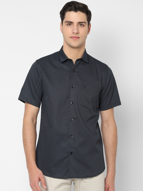 

Allen Solly Men Black Slim Fit Printed Casual Shirt