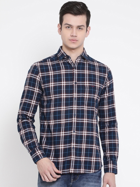 

Crimsoune Club Men Navy Blue & White Twill Weave Standard Slim Fit Checked Casual Shirt