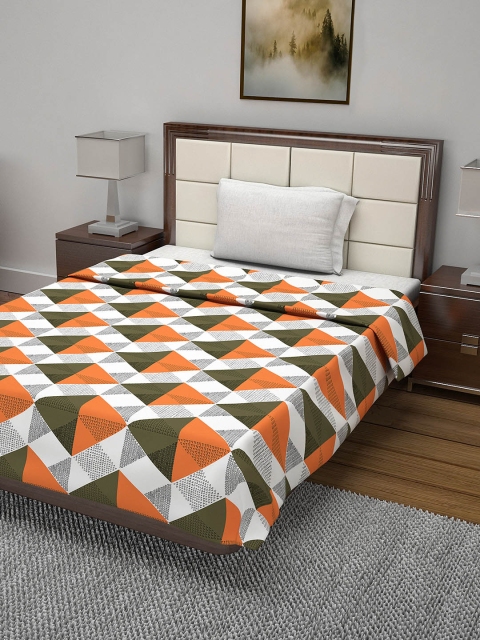 

Divine Casa Orange & Green Geometric AC Room 110 GSM Single Bed Dohar