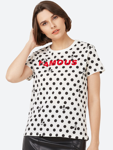 

Free Authority Women White Mickey and Friends Printed T-shirt