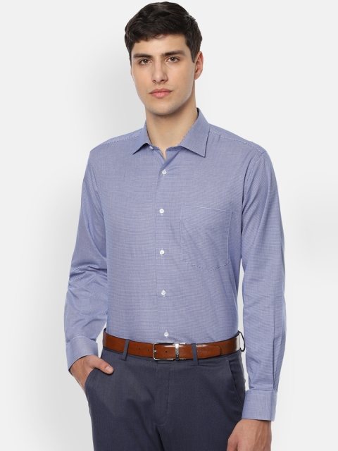

Van Heusen Men Blue & Off-White Regular Fit Checked Formal Shirt