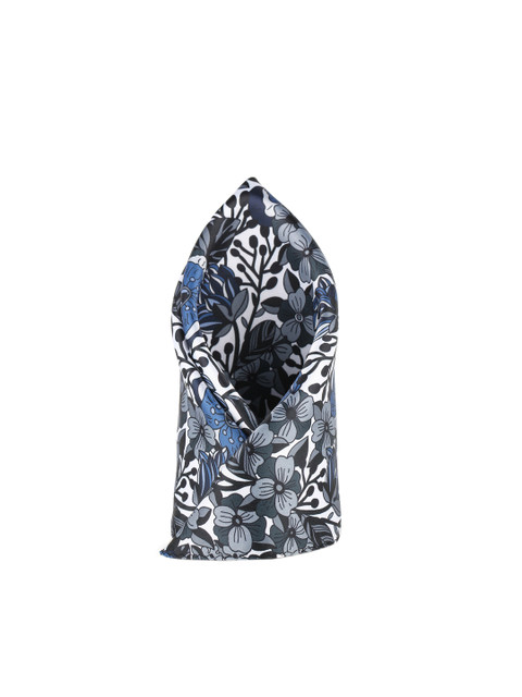 

Alvaro Castagnino Men Grey & White Printed Pocket Square